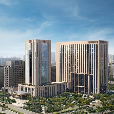 Sheraton Grand Zhengzhou Hotel Екстер'єр фото