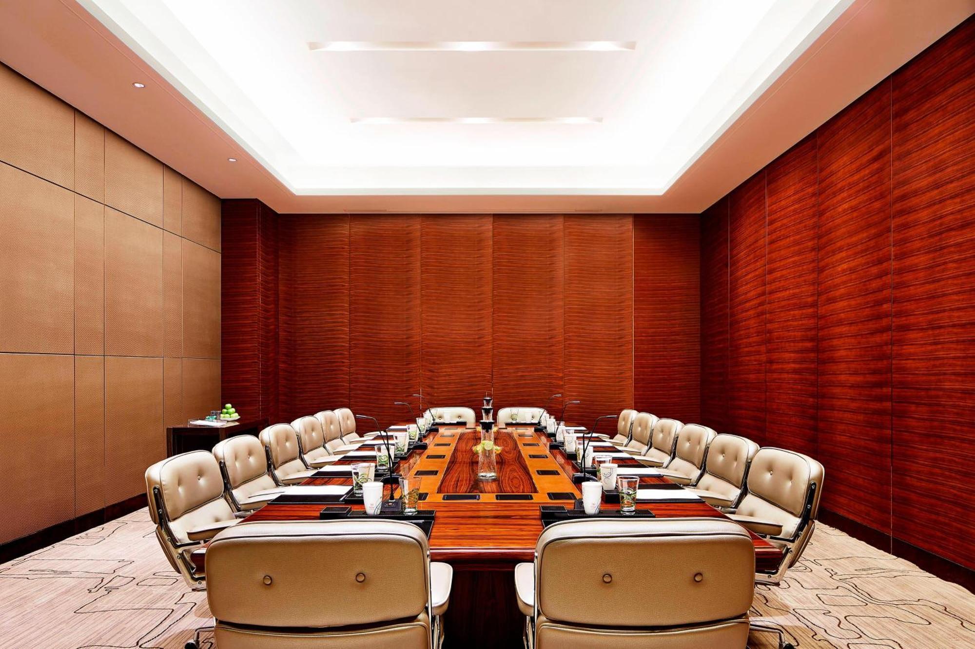 Sheraton Grand Zhengzhou Hotel Екстер'єр фото
