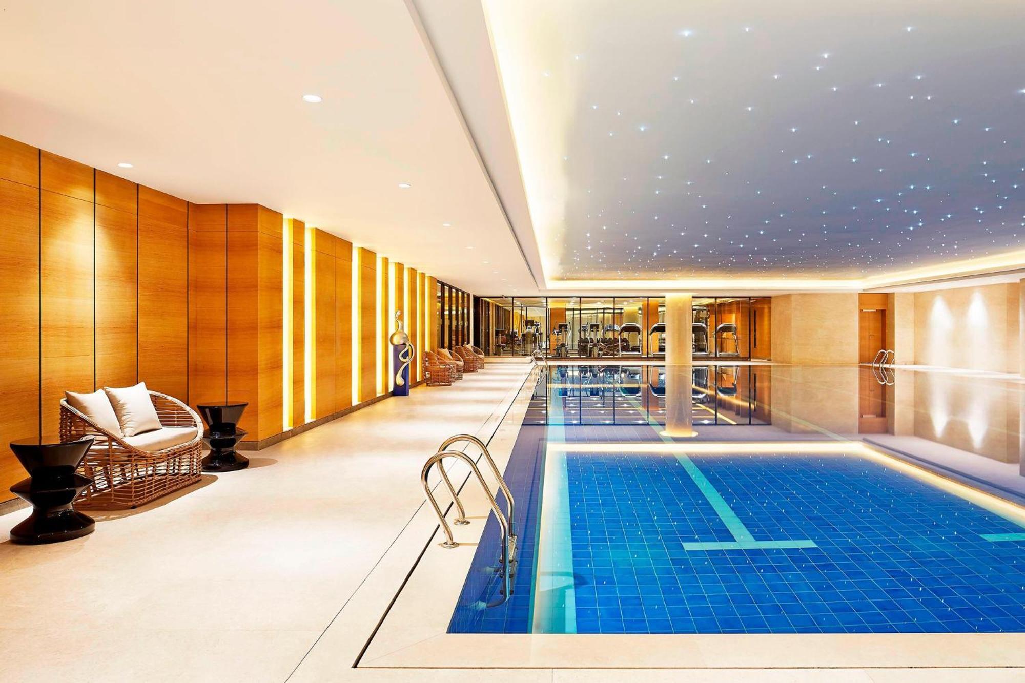 Sheraton Grand Zhengzhou Hotel Екстер'єр фото