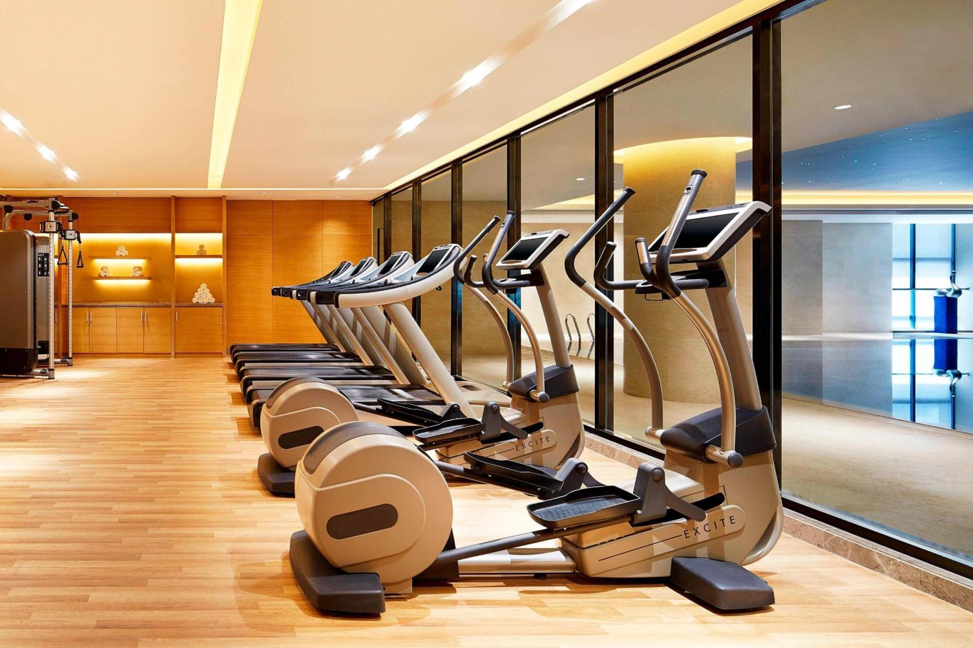 Sheraton Grand Zhengzhou Hotel Екстер'єр фото