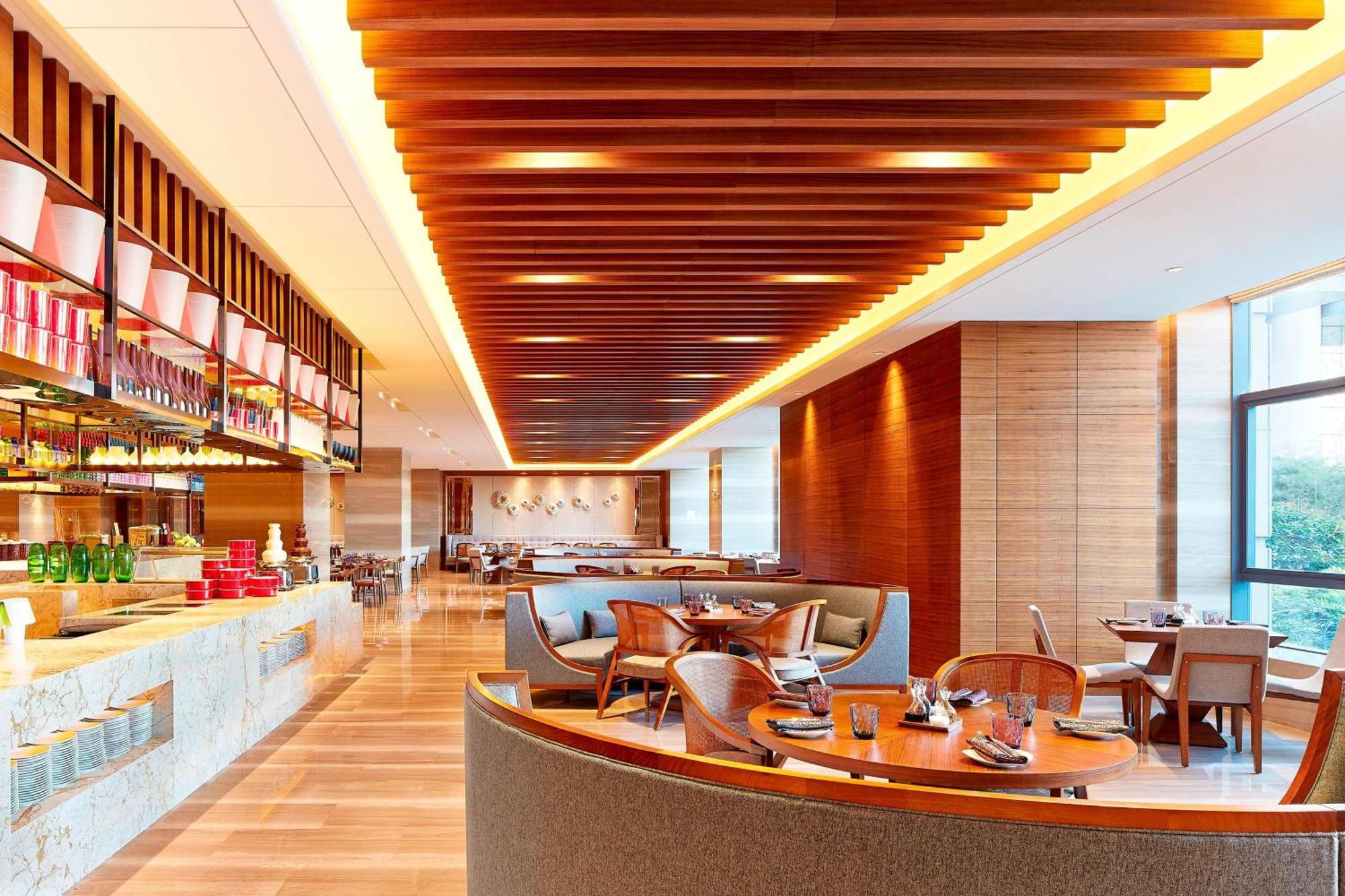 Sheraton Grand Zhengzhou Hotel Екстер'єр фото