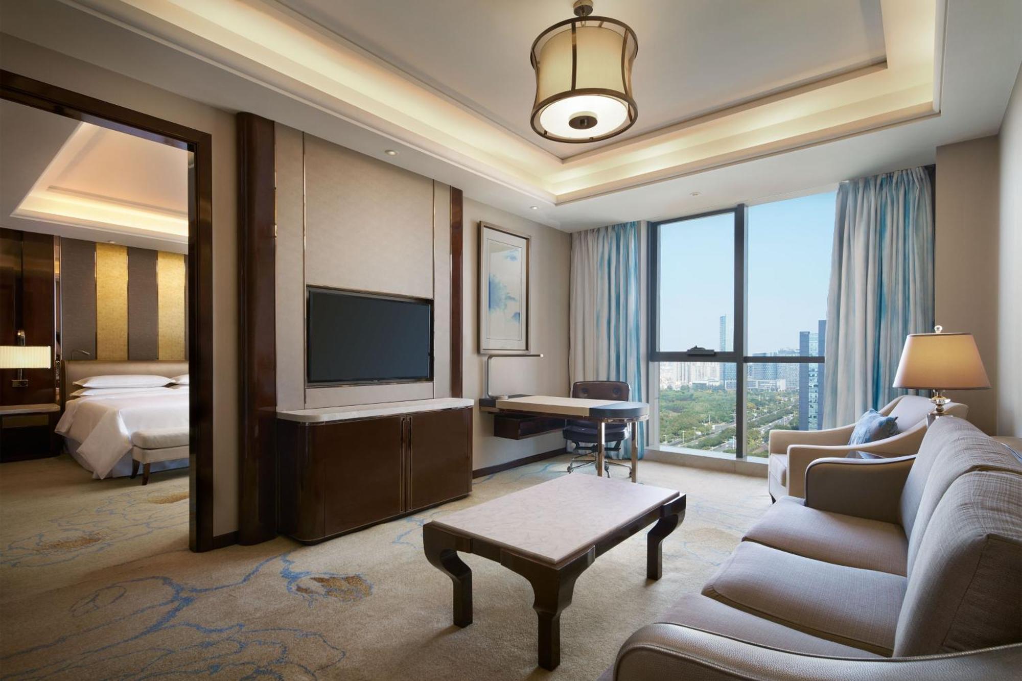 Sheraton Grand Zhengzhou Hotel Екстер'єр фото