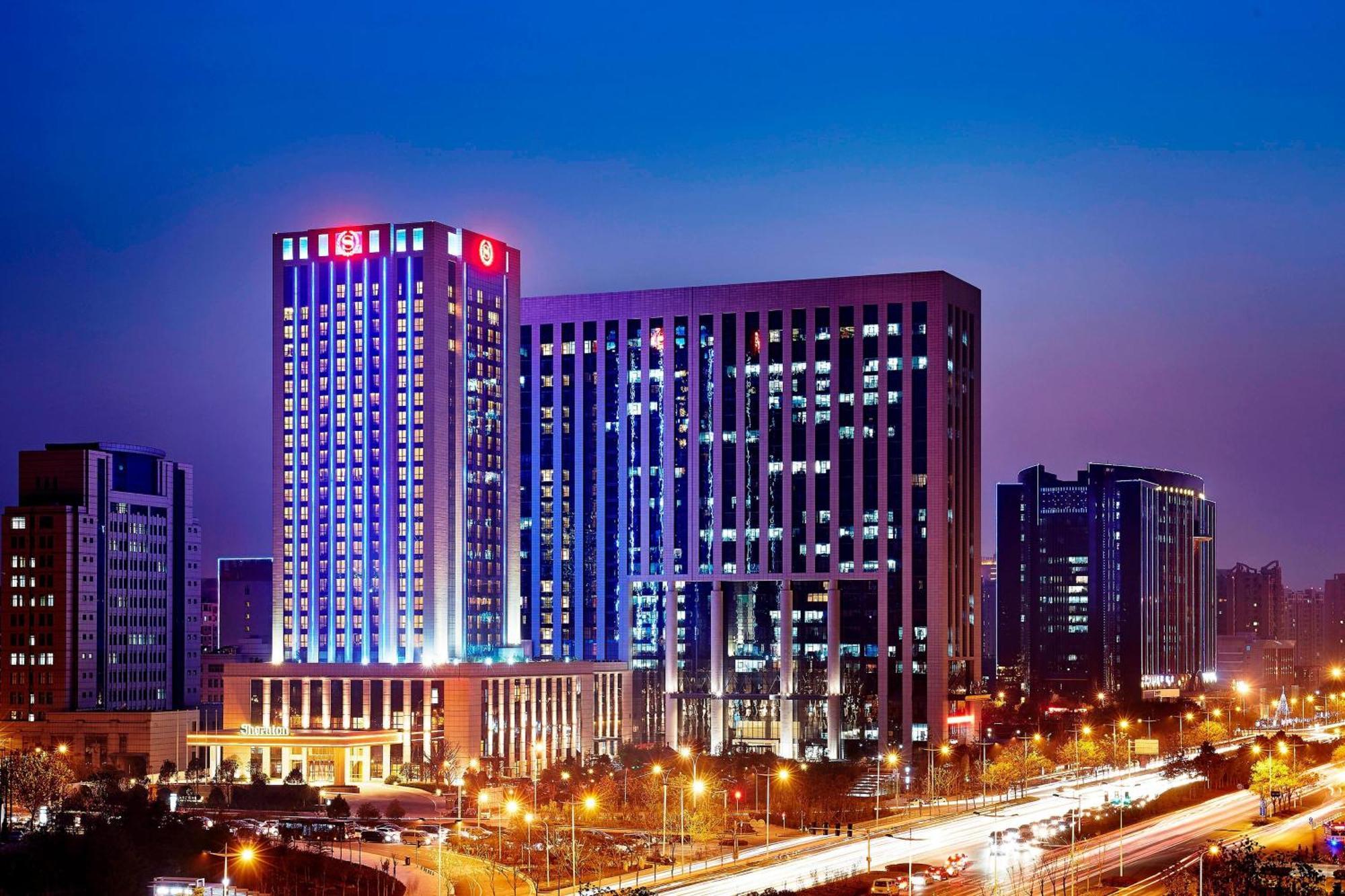 Sheraton Grand Zhengzhou Hotel Екстер'єр фото
