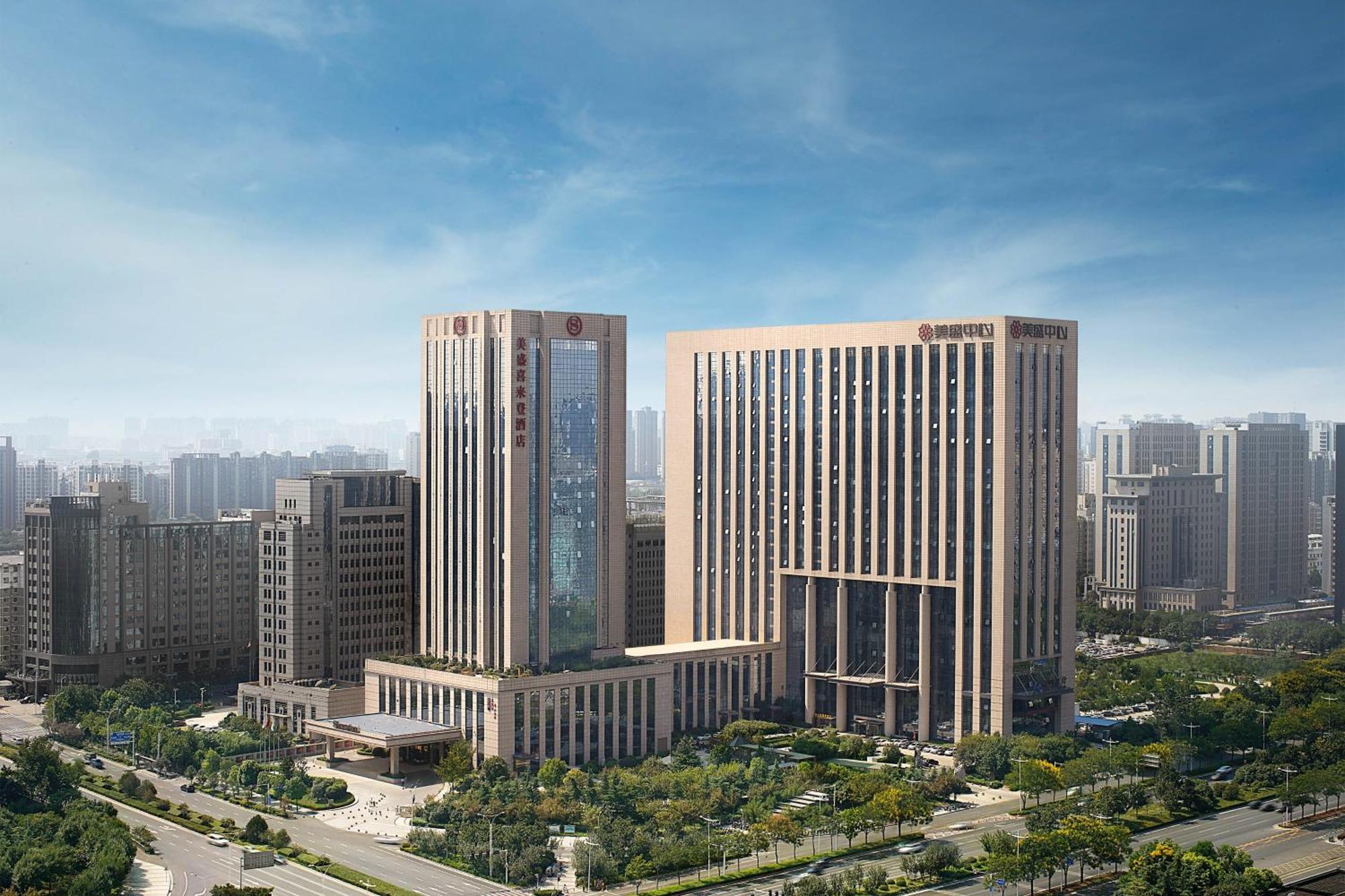Sheraton Grand Zhengzhou Hotel Екстер'єр фото